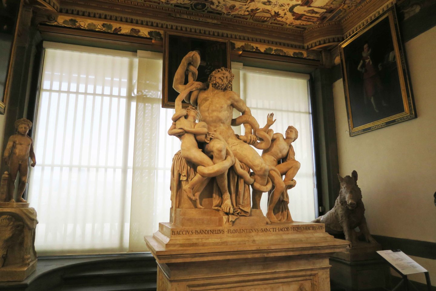 uffizi gallery in florence michelangelo sculpture