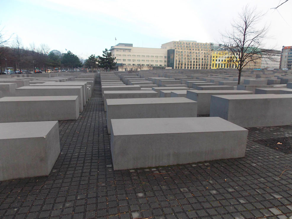 memorial to the murdered jews of europe berlin